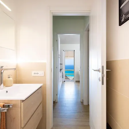 Casa Mare Blu بيت للعطل *
